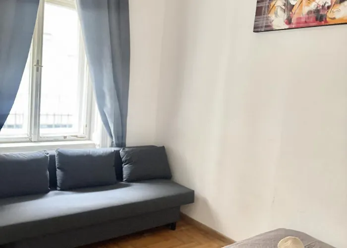 Grand - Ferenciek Square Apartment *